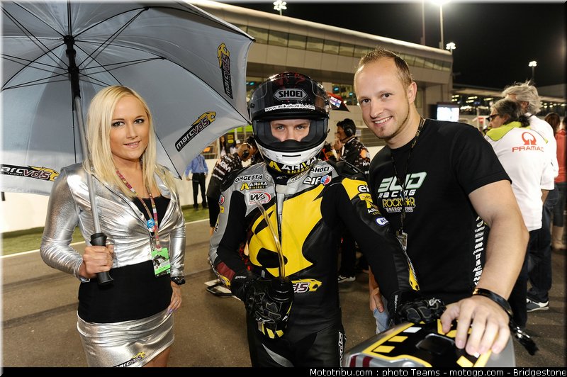 motogp_pitbabe_0033_qatar_losail_2012