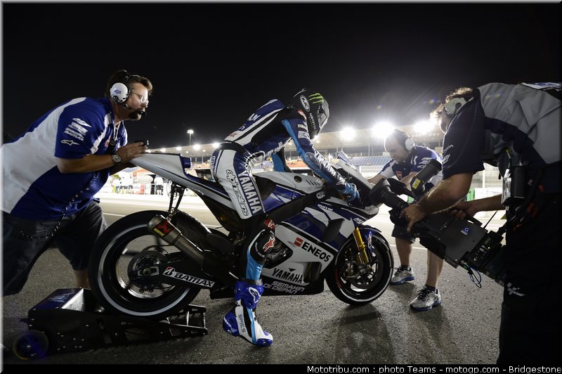motogp_spies_0001_qatar_losail_2012