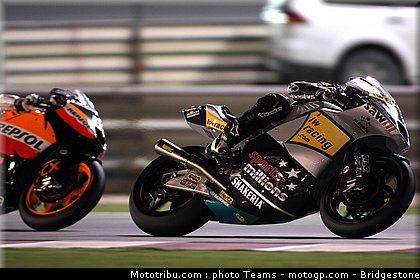 moto2_0005_qatar_losail_2012.jpg