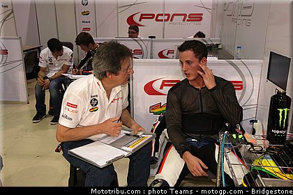 moto2_espargaro_p_0005_qatar_losail_2012.jpg