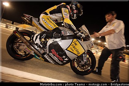 moto2_luthi_0005_qatar_losail_2012.jpg