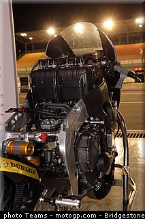 moto2_luthi_0006_qatar_losail_2012.jpg
