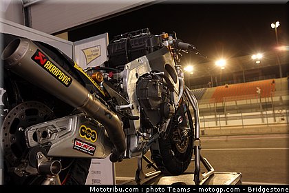 moto2_luthi_0013_qatar_losail_2012.jpg