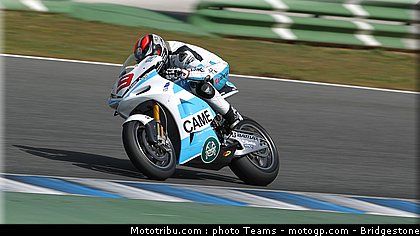 moto2_luthi_0028_qatar_losail_2012.jpg