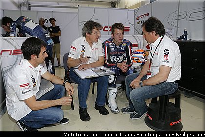 moto2_rabat_0005_qatar_losail_2012.jpg
