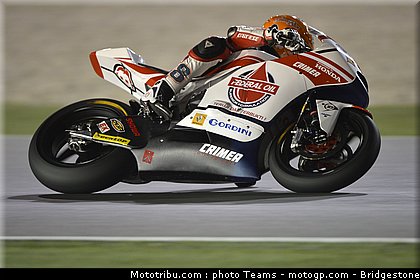moto2_rea_0003_qatar_losail_2012.jpg