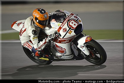 moto2_rea_0006_qatar_losail_2012.jpg