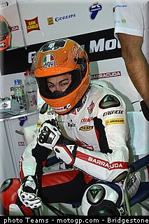 moto2_rea_0015_qatar_losail_2012.jpg