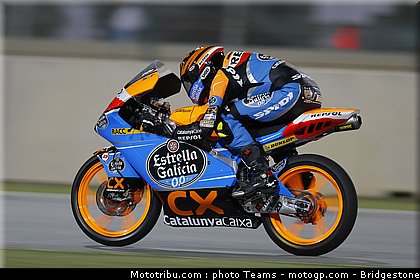 moto3_oliveira_0002_qatar_losail_2012.jpg