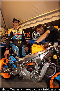 moto3_oliveira_0011_qatar_losail_2012.jpg