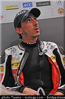 moto3_rossi_0010_qatar_losail_2012.jpg