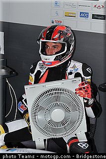 moto3_rossi_0012_qatar_losail_2012.jpg