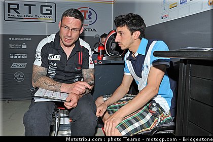 moto3_rossi_0019_qatar_losail_2012.jpg