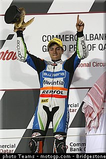 moto3_vinales_m_0025_qatar_losail_2012.jpg