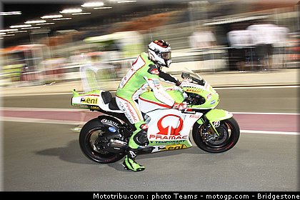 motogp_barbera_0016_qatar_losail_2012.jpg