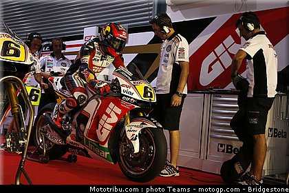 motogp_bradl_0044_qatar_losail_2012.jpg