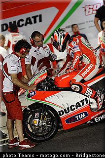 motogp_hayden_0019_qatar_losail_2012.jpg