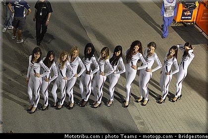 motogp_pitbabe_0005_qatar_losail_2012.jpg