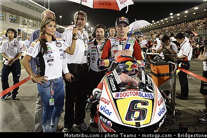 motogp_pitbabe_0012_qatar_losail_2012.jpg