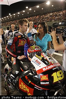 motogp_pitbabe_0023_qatar_losail_2012.jpg
