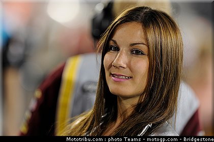 motogp_pitbabe_0035_qatar_losail_2012.jpg