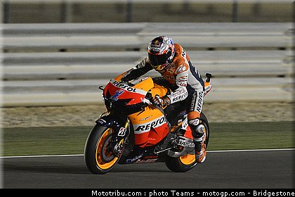 motogp_stoner_0002_qatar_losail_2012.jpg