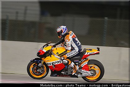 motogp_stoner_0025_qatar_losail_2012.jpg