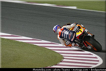 motogp_stoner_0028_qatar_losail_2012.jpg
