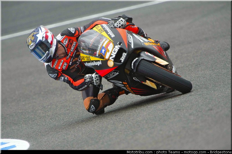 motogp_edwards_0002_espagne_jerez_2012