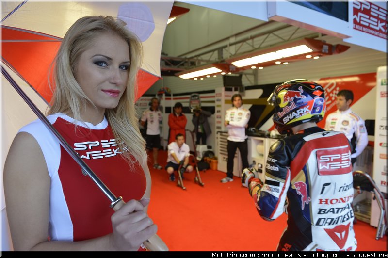 motogp_pitbabe_0003_espagne_jerez_2012