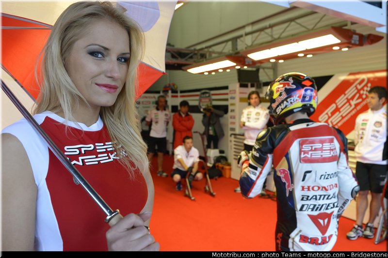 motogp_pitbabe_0004_espagne_jerez_2012