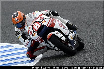 moto2_rea_0001_espagne_jerez_2012.jpg