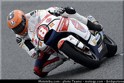 moto2_rea_0004_espagne_jerez_2012.jpg