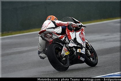moto2_rea_0010_espagne_jerez_2012.jpg