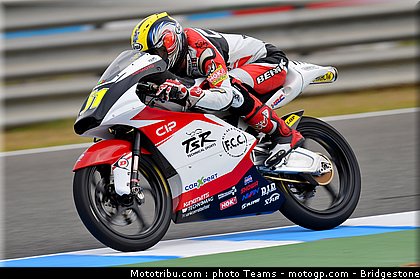 moto3_fuji_0002_espagne_jerez_2012.jpg
