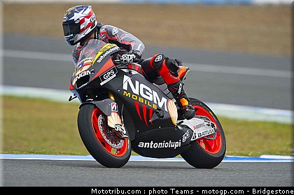 motogp_edwards_0004_espagne_jerez_2012.jpg