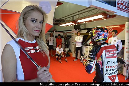 motogp_pitbabe_0003_espagne_jerez_2012.jpg