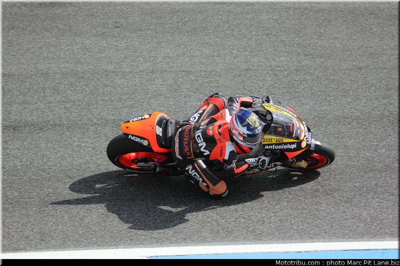motogp_edwards_002_portugal_estoril_2012
