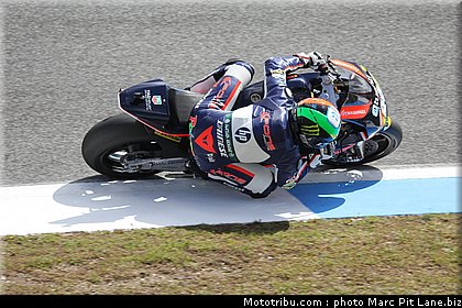 moto2_espargaro_p_002_portugal_estoril_2012.jpg