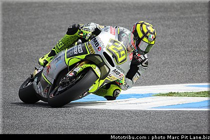 moto2_iannone_007_portugal_estoril_2012.jpg