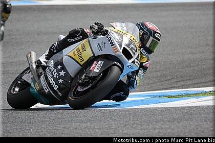 moto2_luthi_006_portugal_estoril_2012.jpg