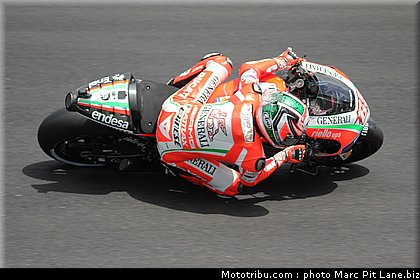 motogp_hayden_001_portugal_estoril_2012.jpg