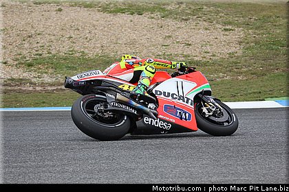 motogp_rossi_010_portugal_estoril_2012.jpg