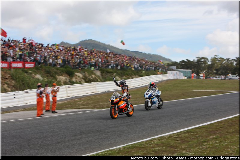 moto2_0026_portugal_estoril_2012