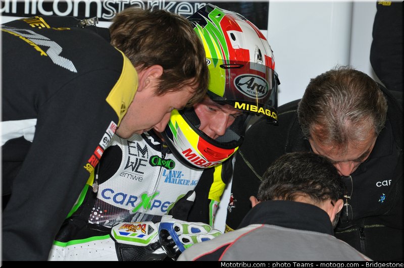 moto2_aegerter_0016_portugal_estoril_2012