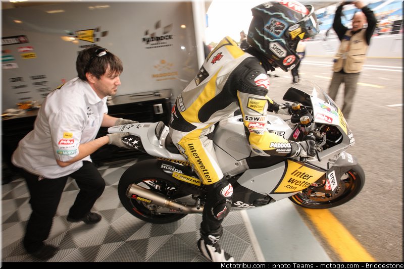 moto2_luthi_0028_portugal_estoril_2012