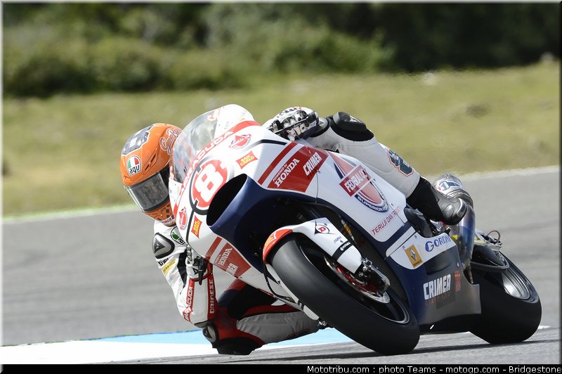 moto2_rea_0006_portugal_estoril_2012