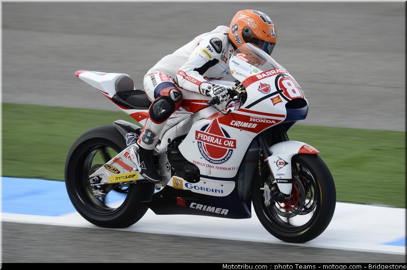 moto2_rea_0007_portugal_estoril_2012