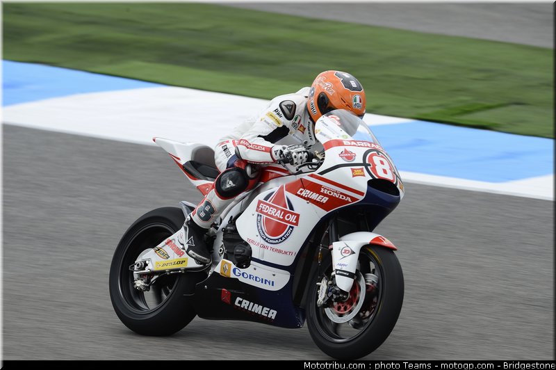 moto2_rea_0008_portugal_estoril_2012