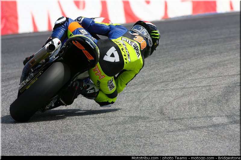 moto2_smith_0012_portugal_estoril_2012